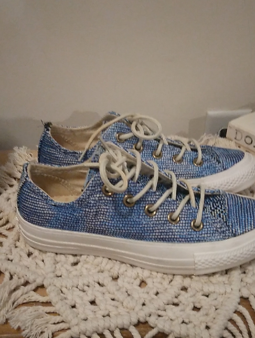 Converse Low-Top Blue Canvas Lace-Up Women's Sneakers